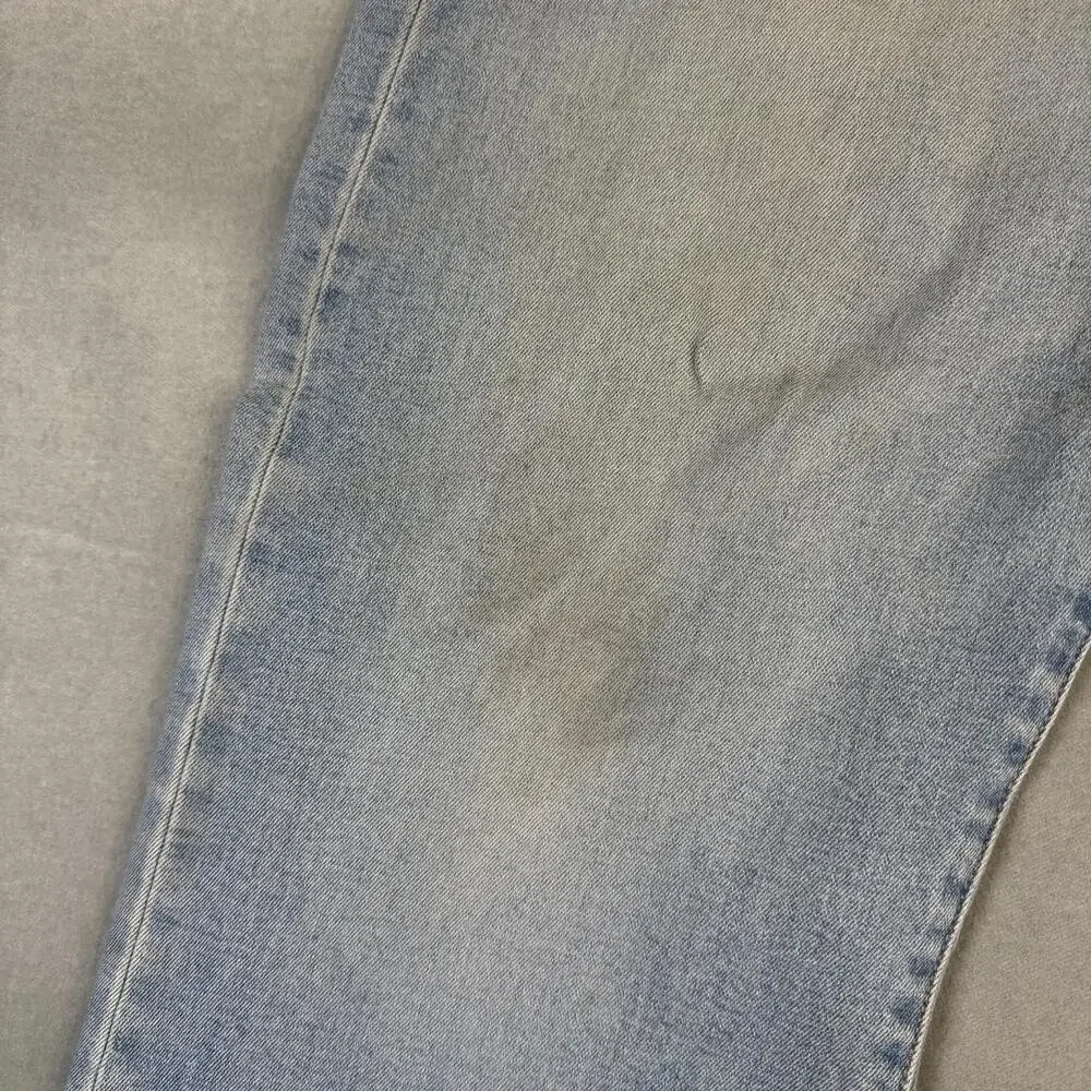 Levis Premium 501 Jeans Mens 38x34 Blue Light Wash Straight Leg Stretch Denim